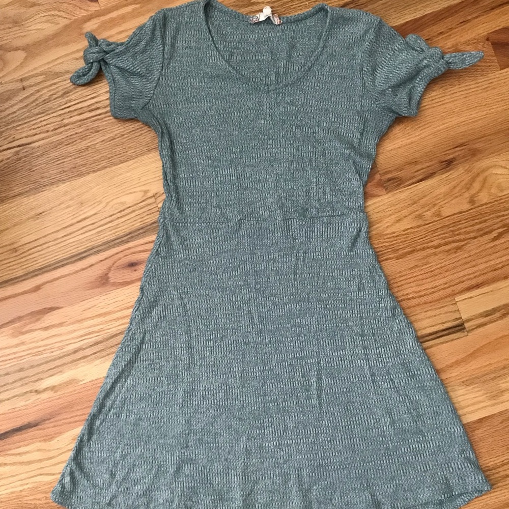 Green/blue dress
